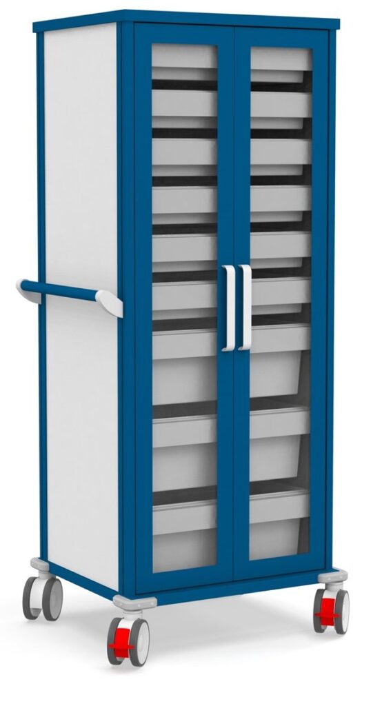 Logistiikkavaunu ovilla