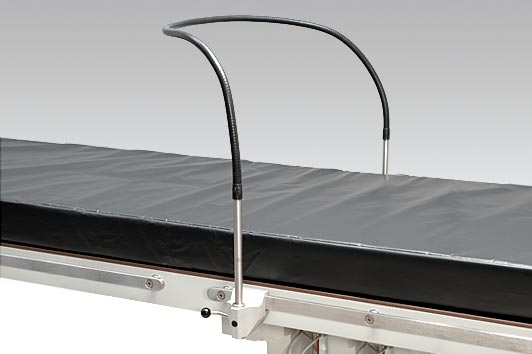 Anestesiakaari sisältää lukot, taipuisa 140 cm pitkä